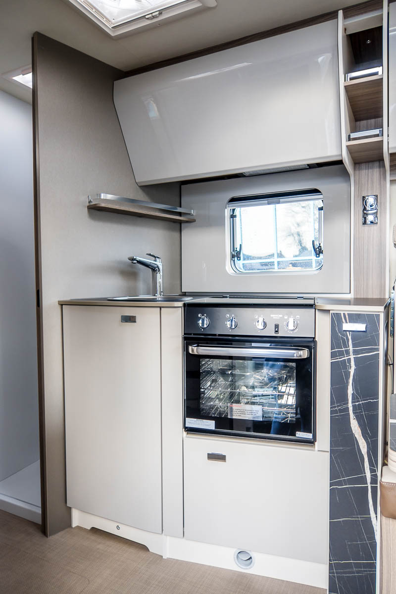 6D40AA 20 2024 Burstner LyseoI736g ZFA25000002Y14212