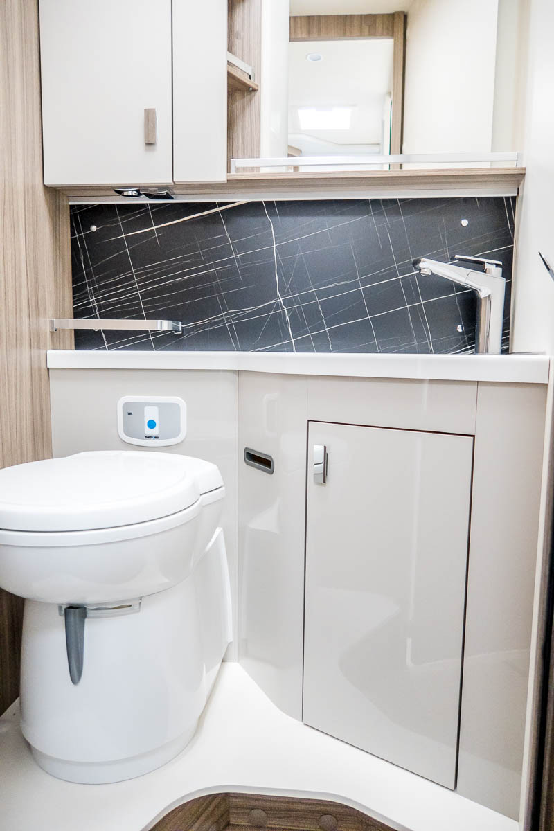 6D40AA 33 2024 Burstner LyseoI736g ZFA25000002Y14212