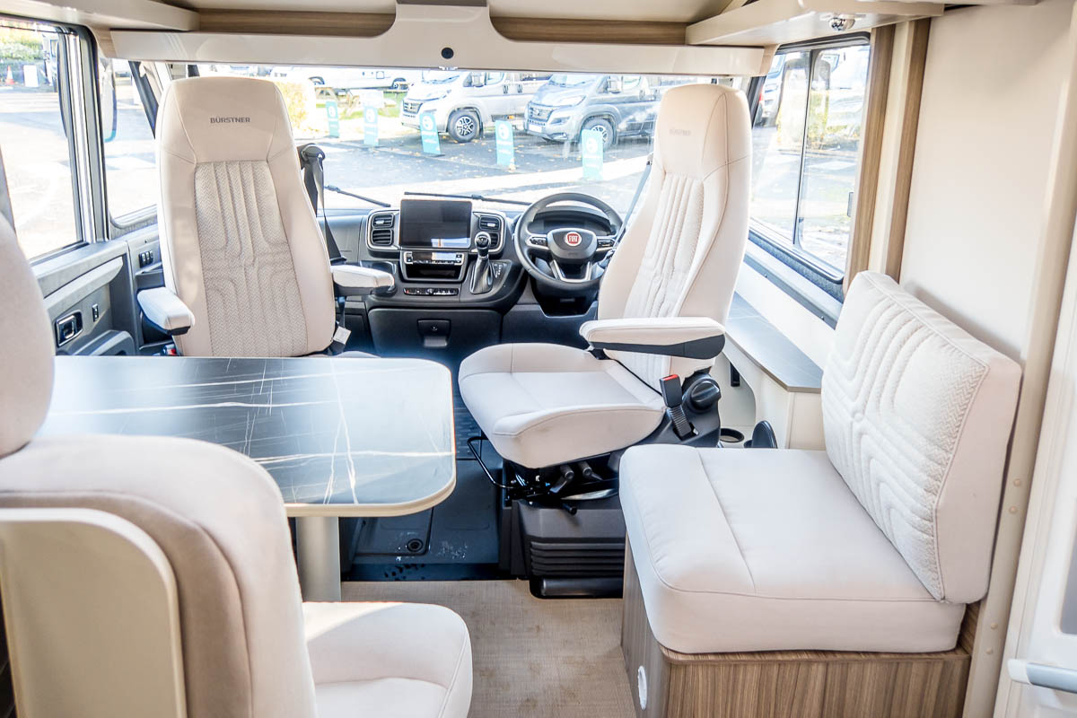 6D41AA 13 2024 Burstner Lyseoi690g ZFA25000002Y12998