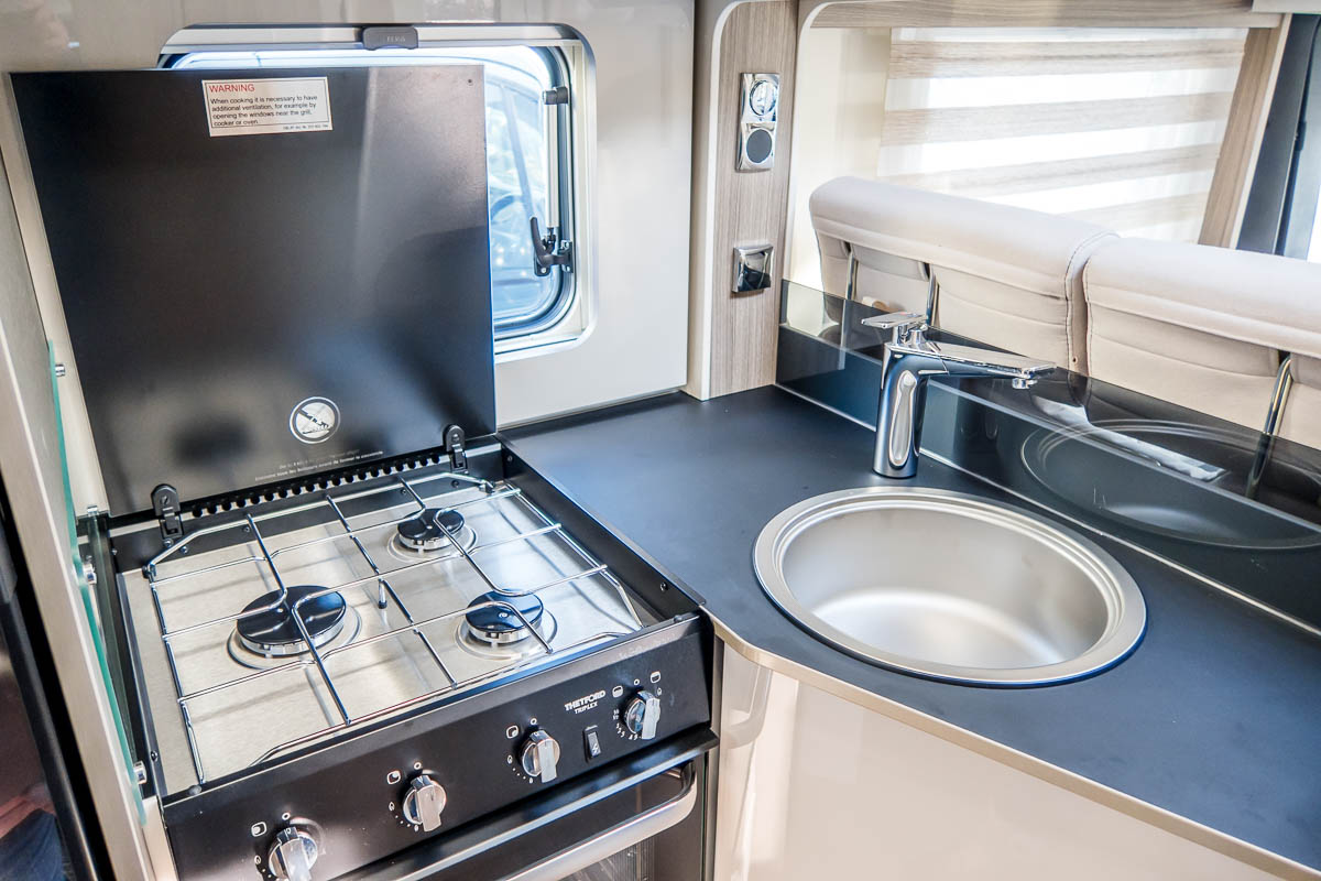 6D41AA 22 2024 Burstner Lyseoi690g ZFA25000002Y12998