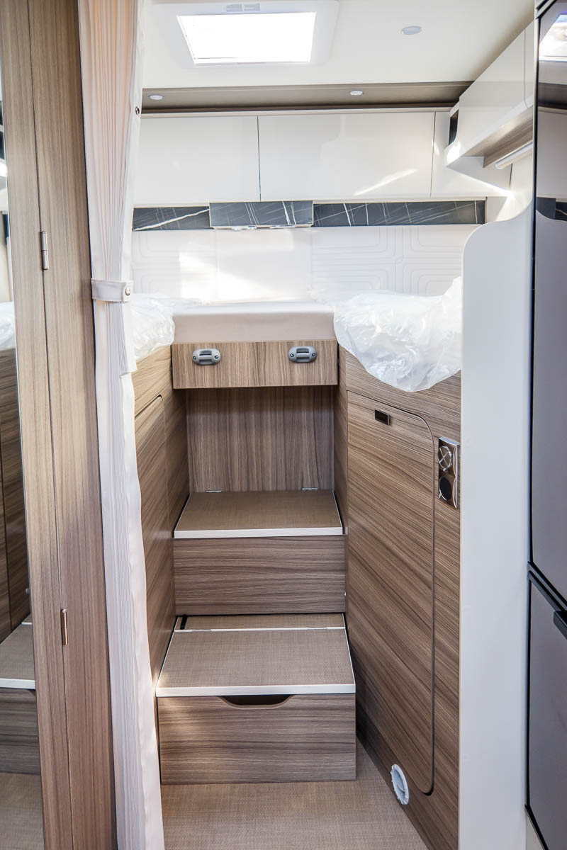 6D41AA 24 2024 Burstner Lyseoi690g ZFA25000002Y12998