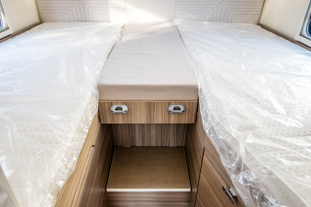 6D41AA 26 2024 Burstner Lyseoi690g ZFA25000002Y12998