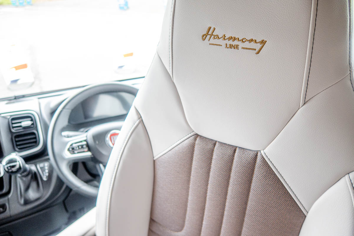 6D6AAA 08 2024 Burstner EleganceTAD689gallery ZFA25000002X46050