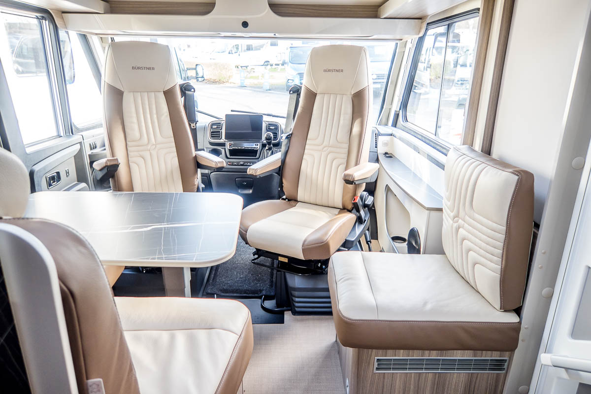 6DE20E 14 2024 Burstner LyseoI744 ZFA25000002Z10936