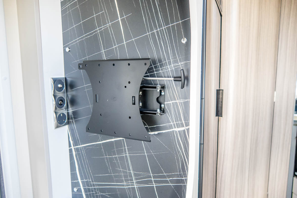 6DE20E 28 2024 Burstner LyseoI744 ZFA25000002Z10936