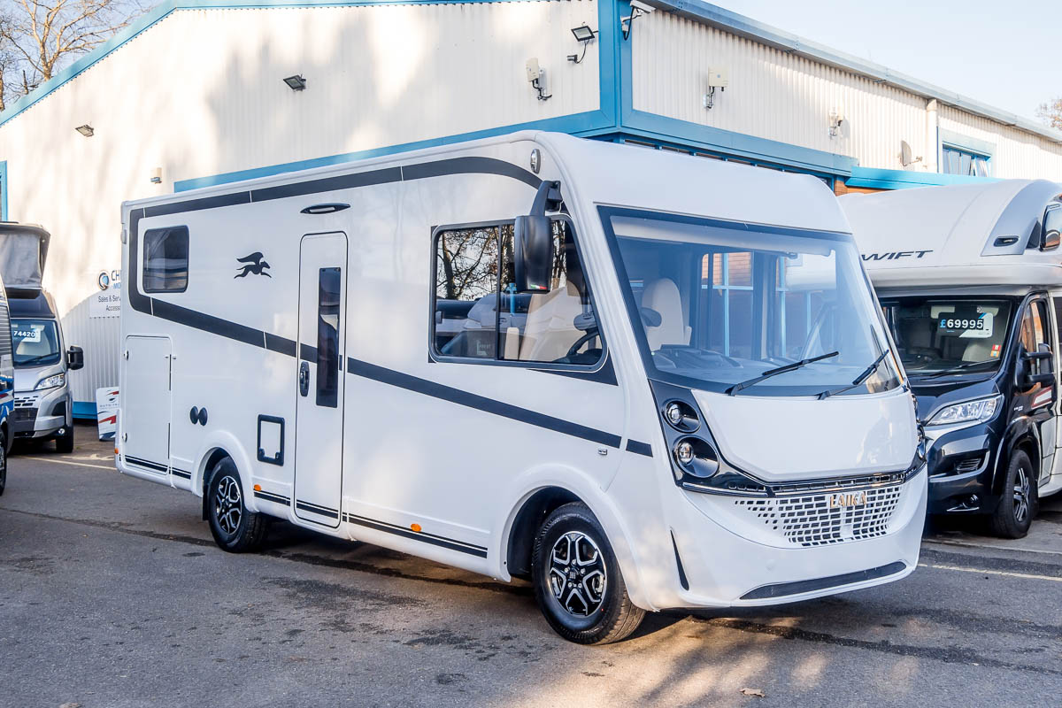 6DF61A 01 2025 Laika KosmoH1319 R2281589