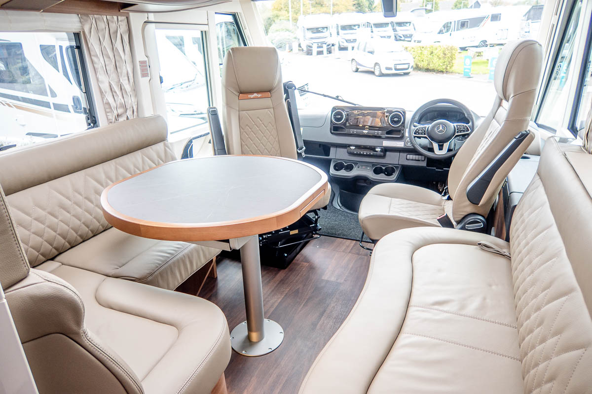 6E1DFA 11 2024 Carthago ChicELinei61XL MercedesRN306712