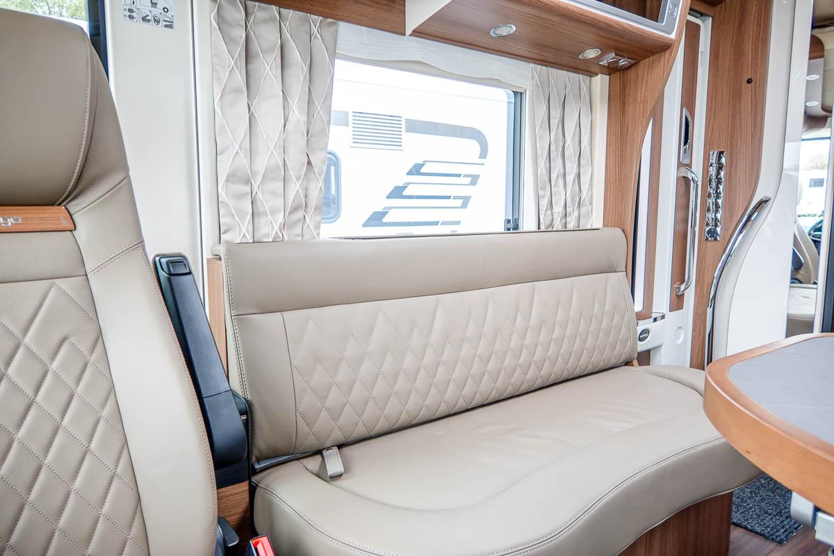 6E1DFA 15 2024 Carthago ChicELinei61XL MercedesRN306712