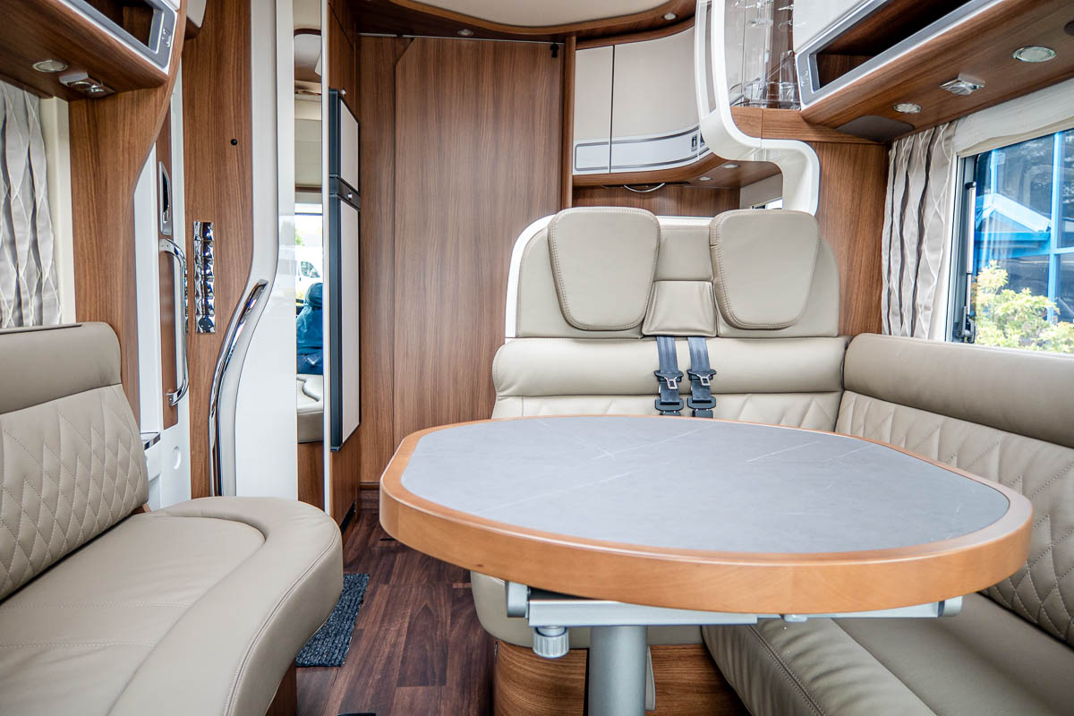 6E1DFA 19 2024 Carthago ChicELinei61XL MercedesRN306712