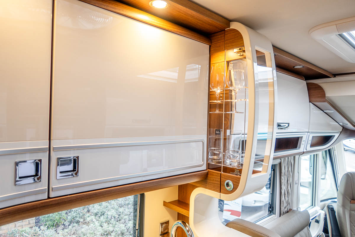 6E1DFA 30 2024 Carthago ChicELinei61XL MercedesRN306712