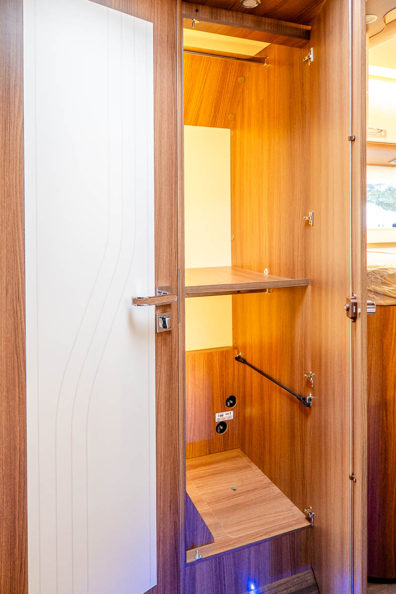 6E1DFA 52 2024 Carthago ChicELinei61XL MercedesRN306712