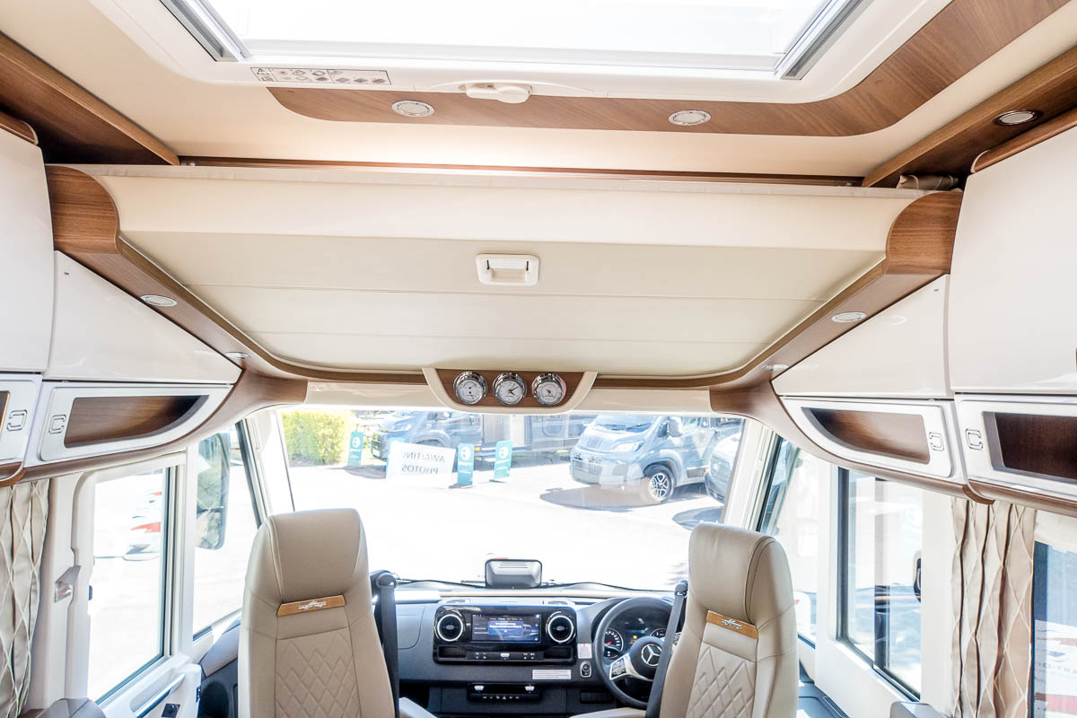 6E1E02 11 2025 Carthago ChicELinei64XL SN320534