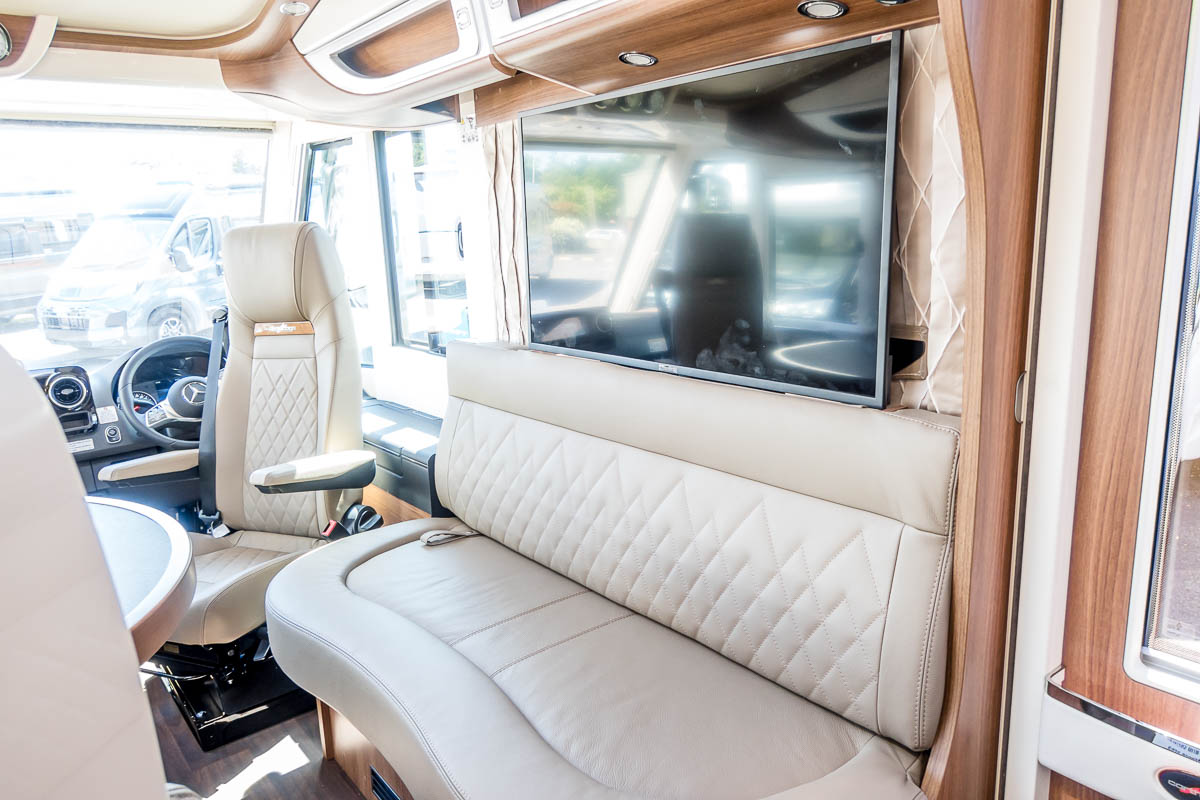 6E1E02 16 2025 Carthago ChicELinei64XL SN320534