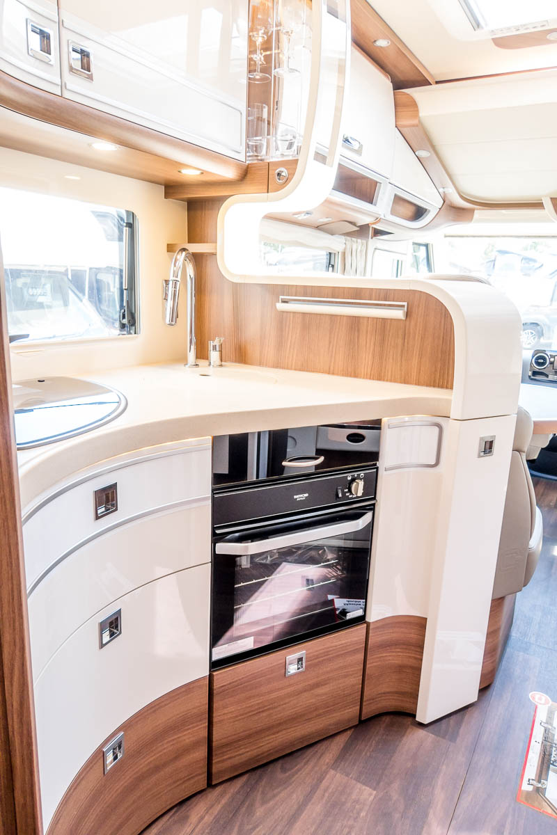 6E1E02 24 2025 Carthago ChicELinei64XL SN320534