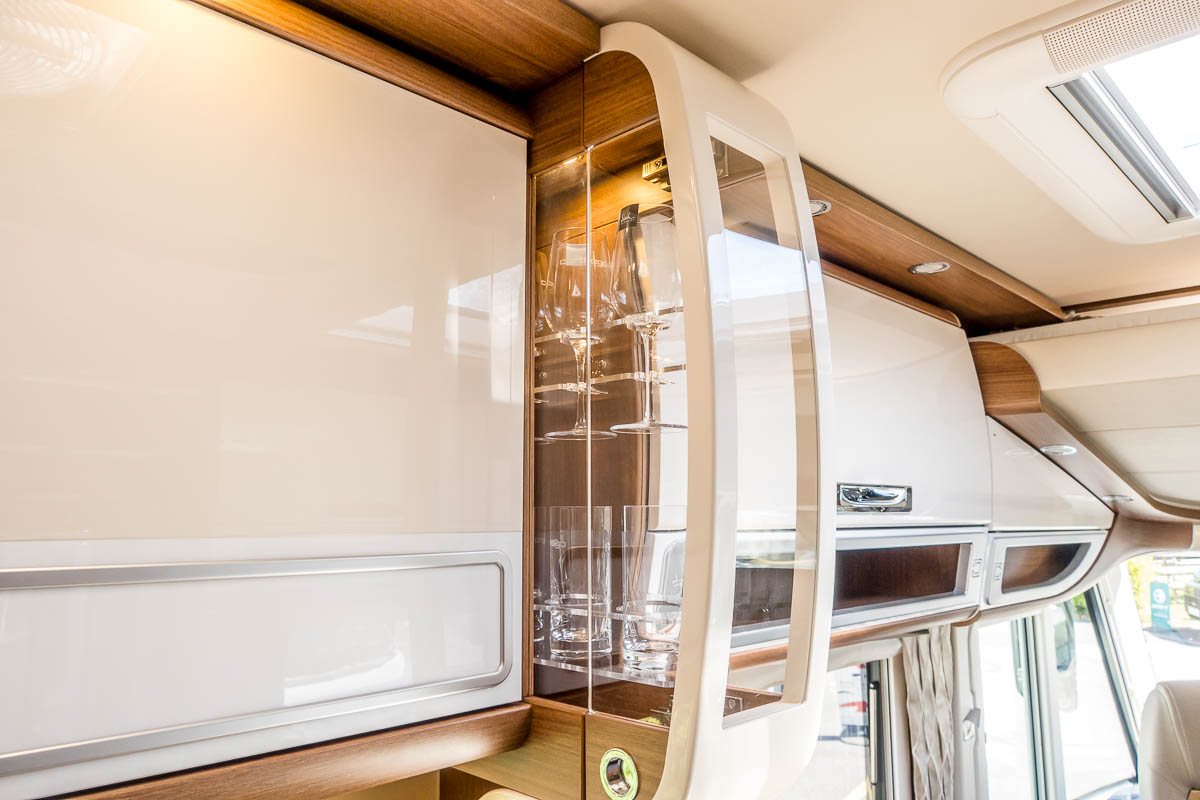 6E1E02 30 2025 Carthago ChicELinei64XL SN320534