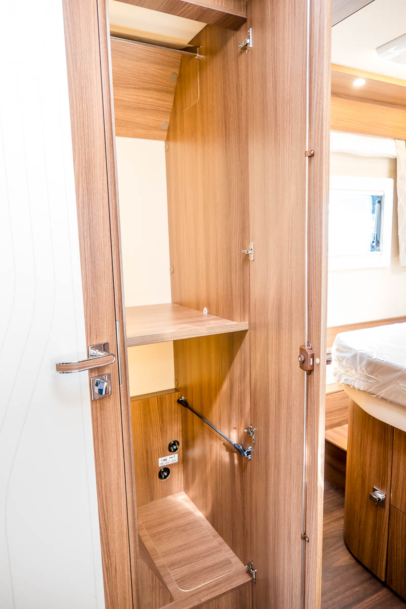 6E1E02 51 2025 Carthago ChicELinei64XL SN320534