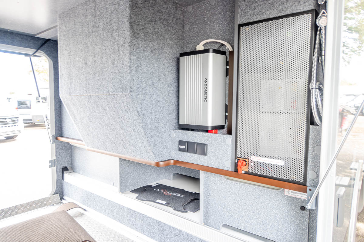 6E1E16 11 2024 Carthago ChicSPlusi61XLLE 05608168