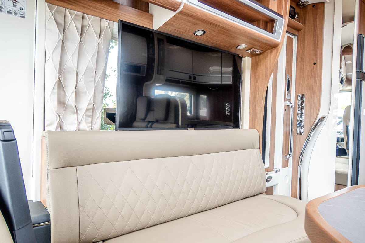 6E1E16 34 2024 Carthago ChicSPlusi61XLLE 05608168