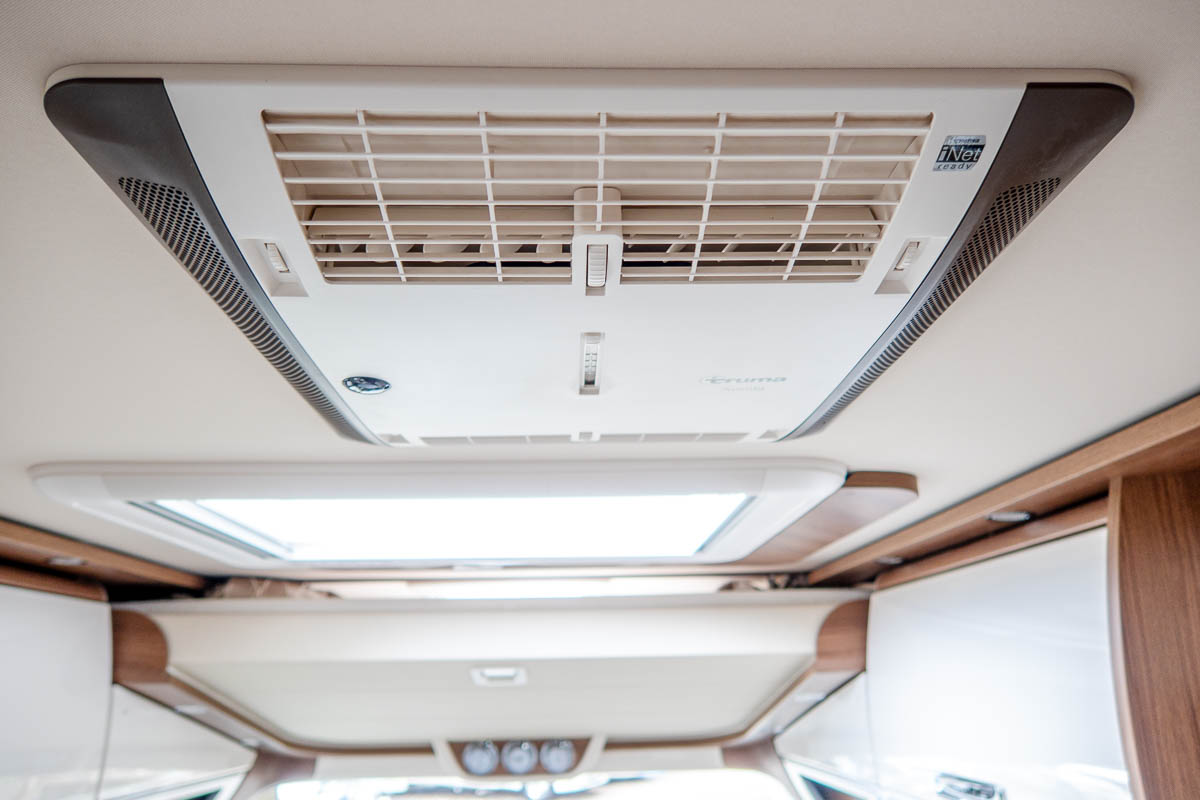 6E1E16 42 2024 Carthago ChicSPlusi61XLLE 05608168