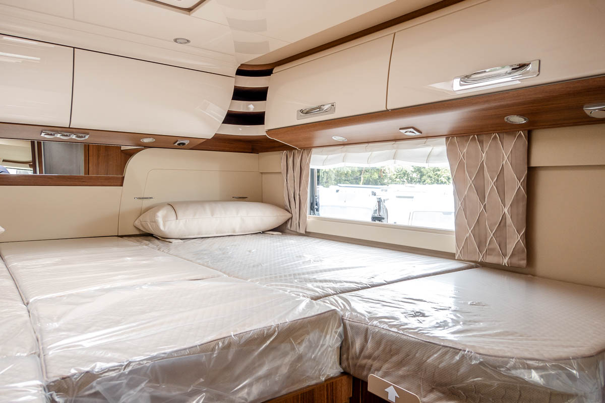 6E1E16 61 2024 Carthago ChicSPlusi61XLLE 05608168