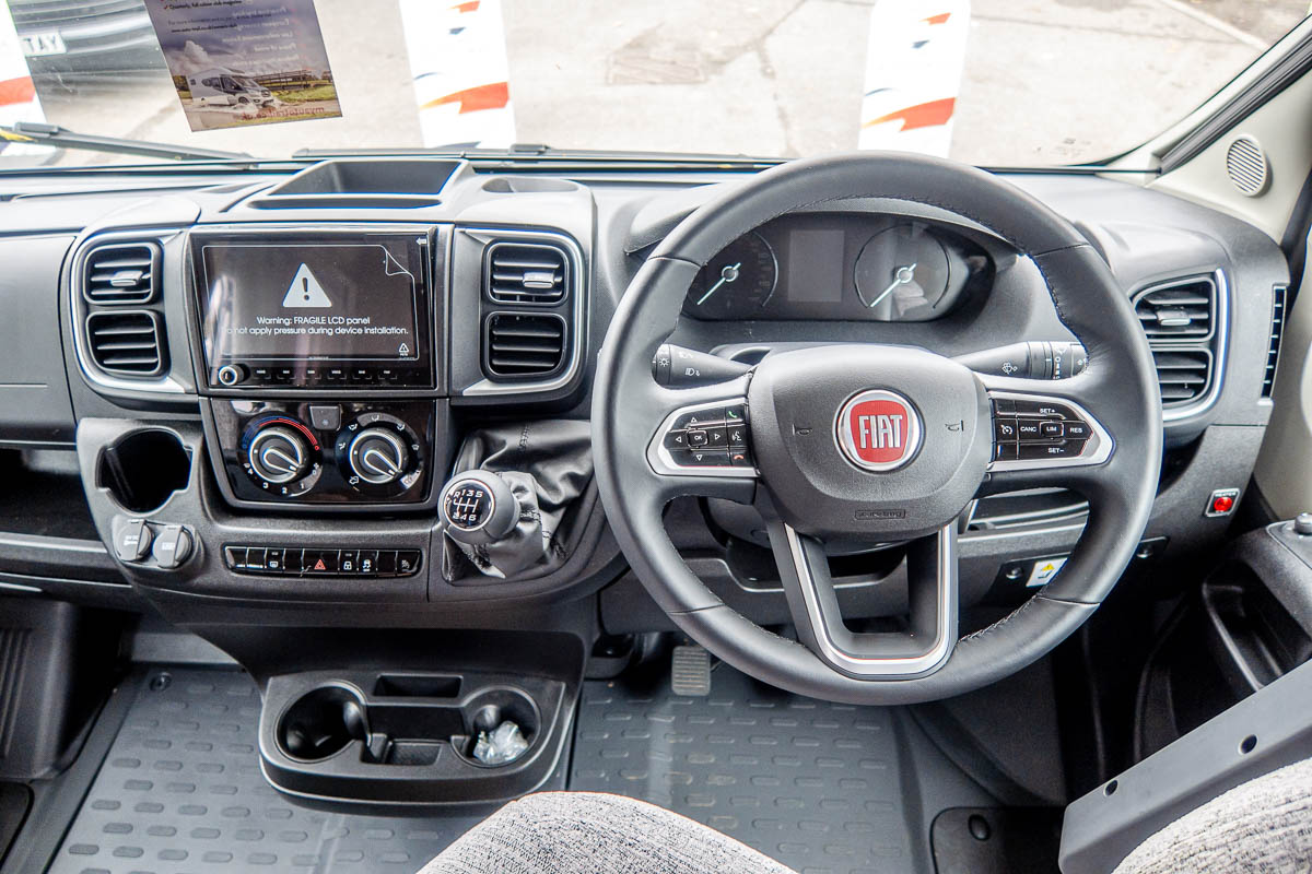 6EEB9A 05 2024 Autotrail Imala736G ZFA25000002Z25537