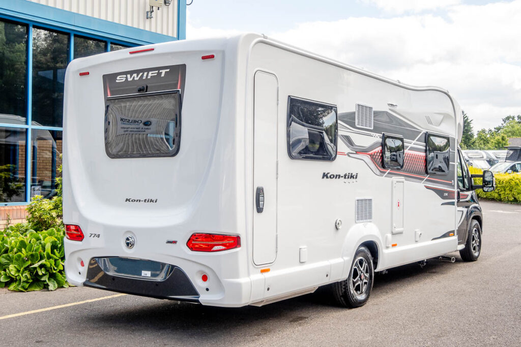 6EF142 02 2024 Swift Kontiki774 ZFA25000002Y34379