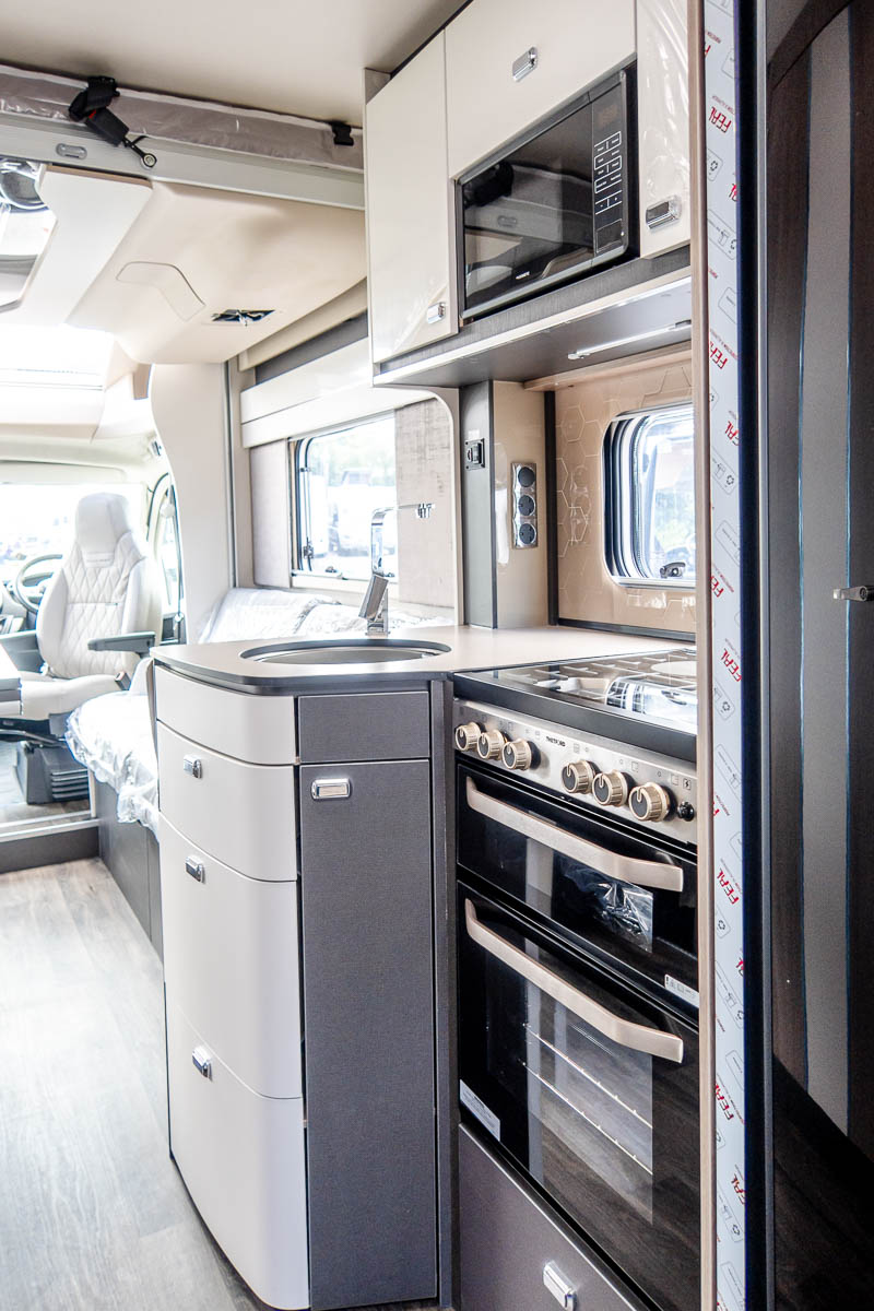 6EF142 11 2024 Swift Kontiki774 ZFA25000002Y34379