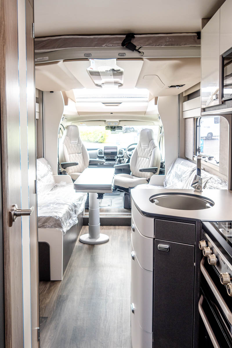 6EF142 16 2024 Swift Kontiki774 ZFA25000002Y34379