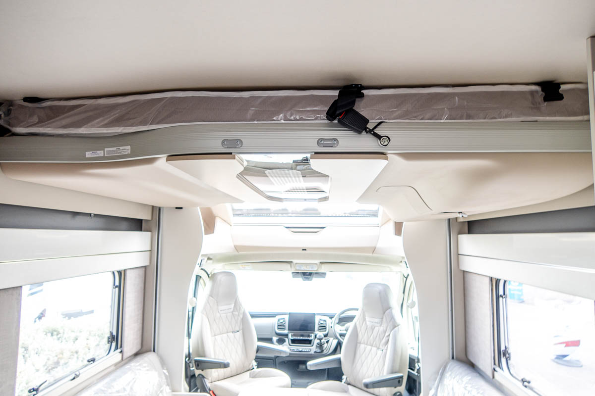 6EF142 17 2024 Swift Kontiki774 ZFA25000002Y34379