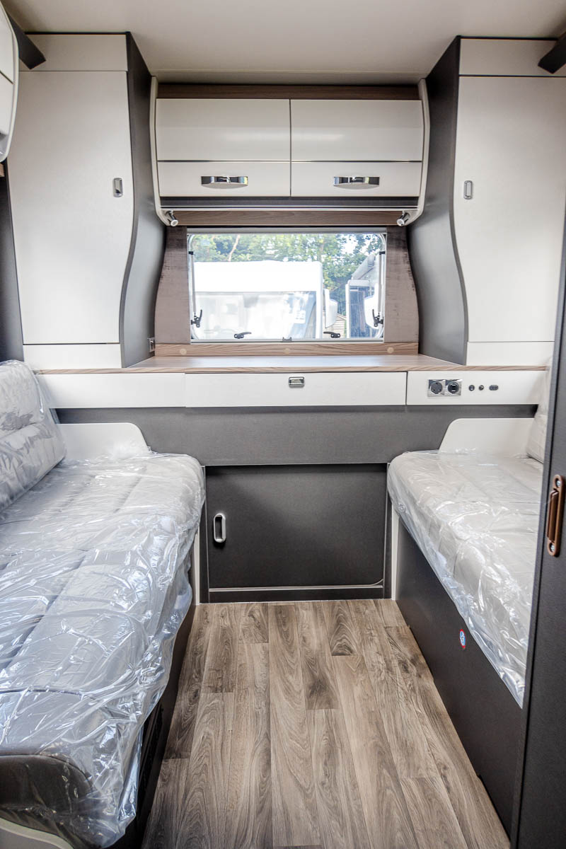 6EF142 18 2024 Swift Kontiki774 ZFA25000002Y34379