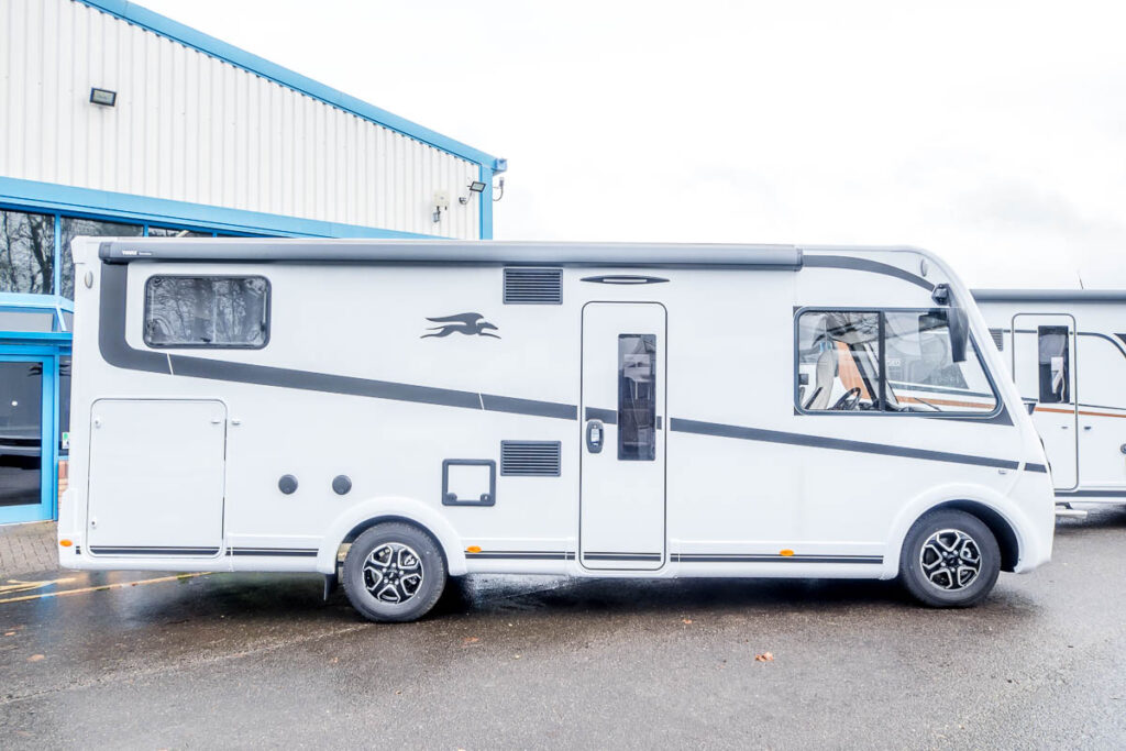 6FFF9E 02 2025 Laika KosmoH1409 R2Z74102