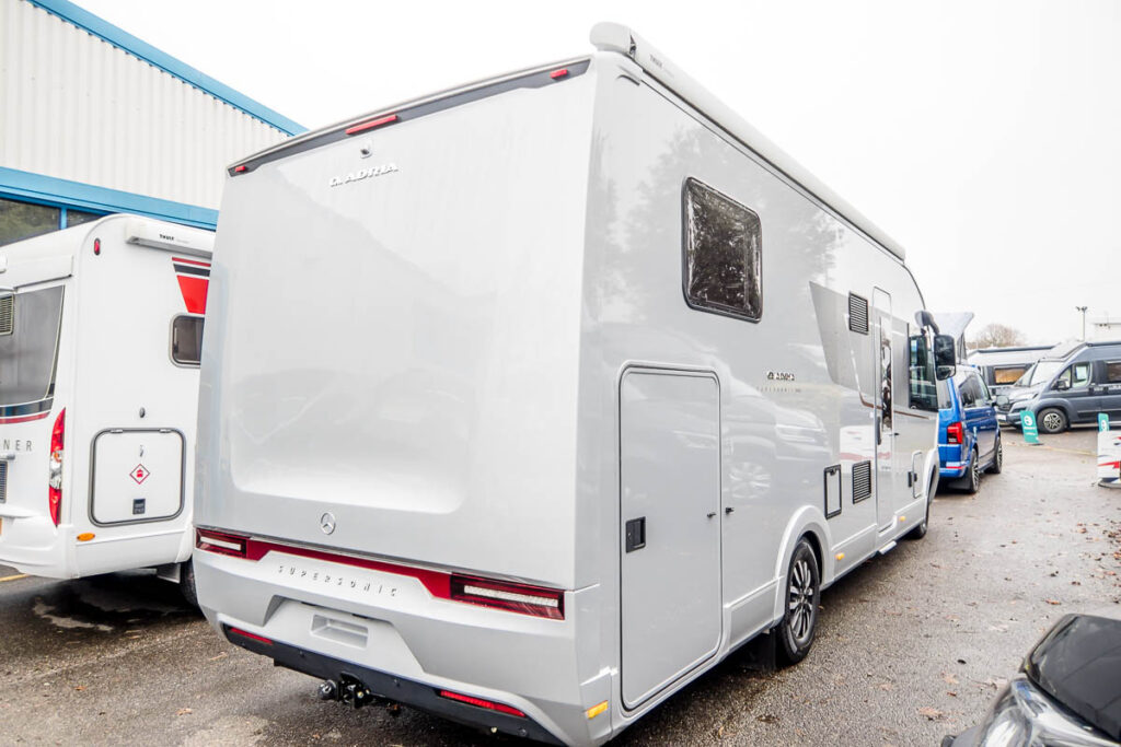 711216 03 2025 Adria Supersonic780SL W1VHK0HZ8SN318835