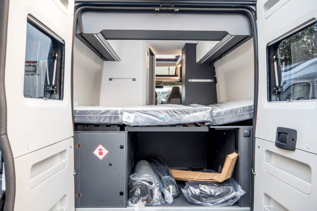 71122E 03 2025 Adria Twin600SPB ZFA250000RMA27581