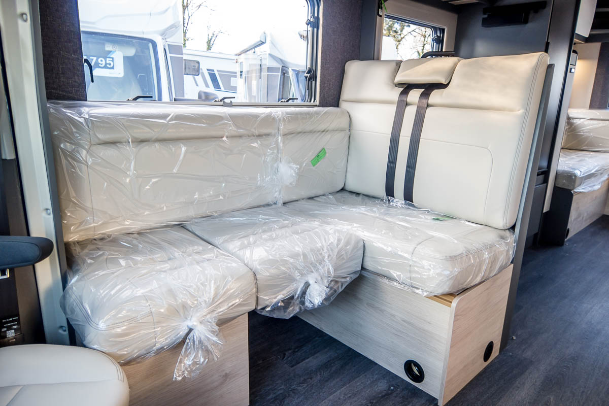 72EF7A 11 2025 Autotrail F72 WF0DXXTTRDRC34907