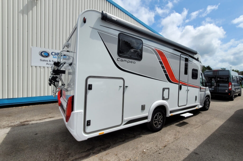 72FFFA 03 Burstner CampeoTD736 SMA94505