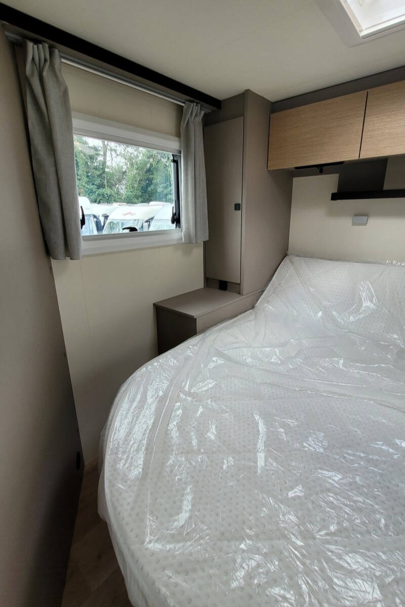 72FFFA 27 Burstner CampeoTD736 SMA94505