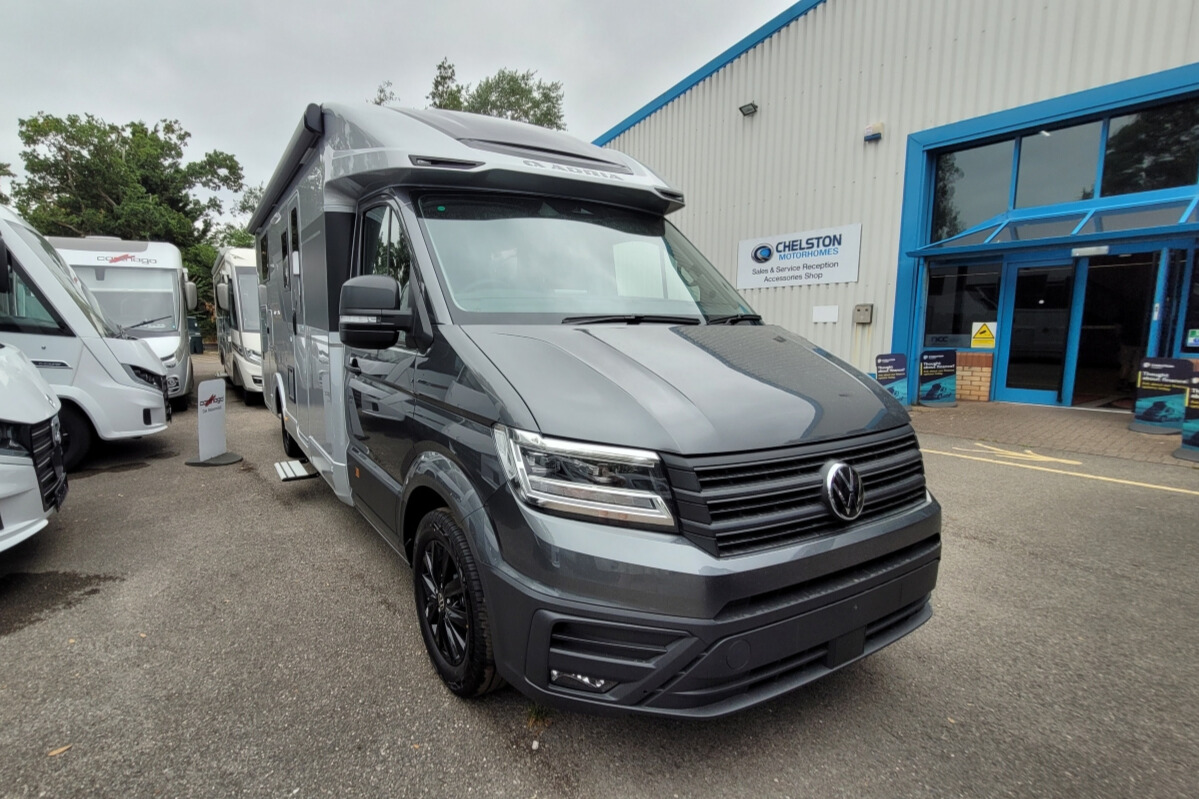 733302 02 Adria CompactMaxDL S9058201