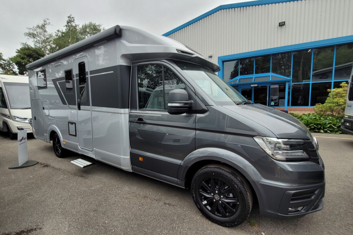 733302 03 Adria CompactMaxDL S9058201