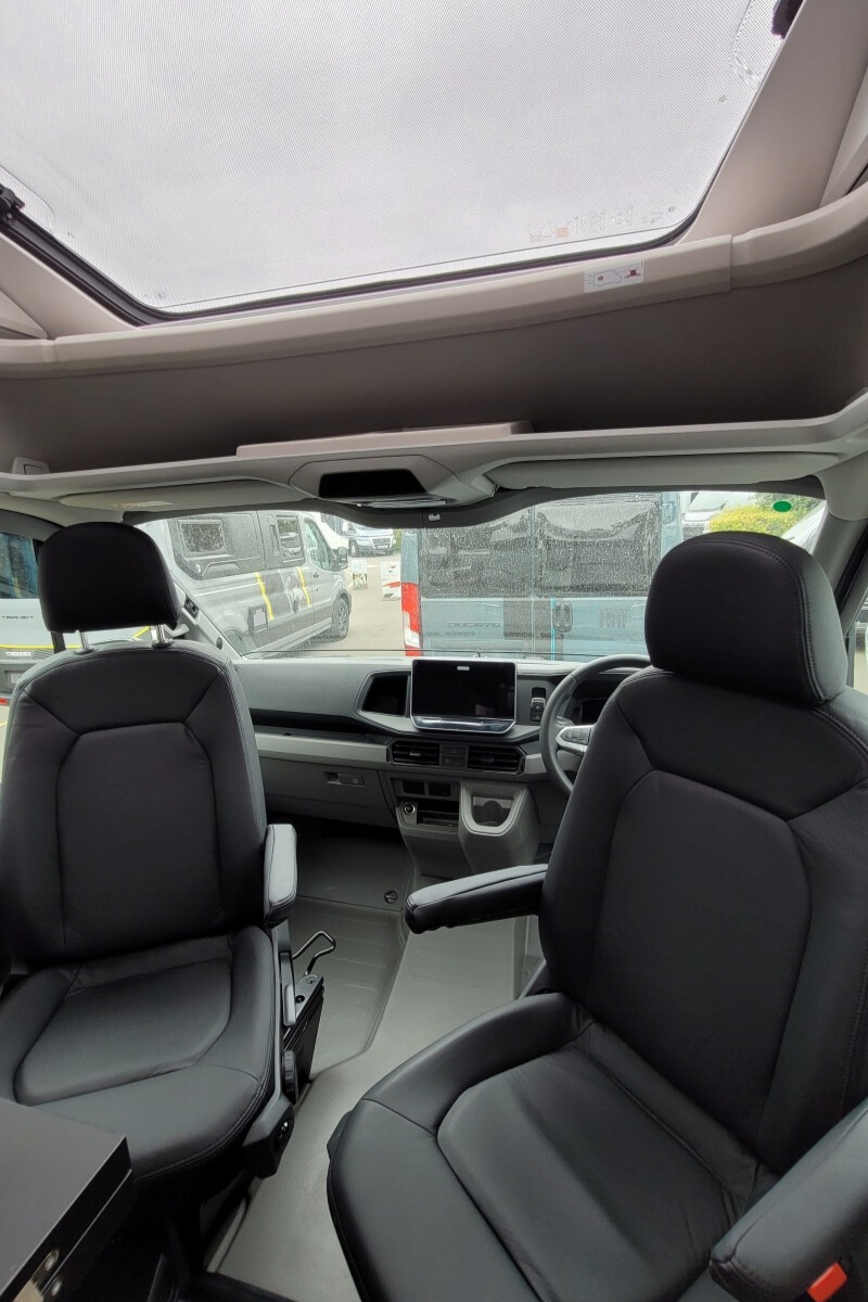 733302 14 Adria CompactMaxDL S9058201