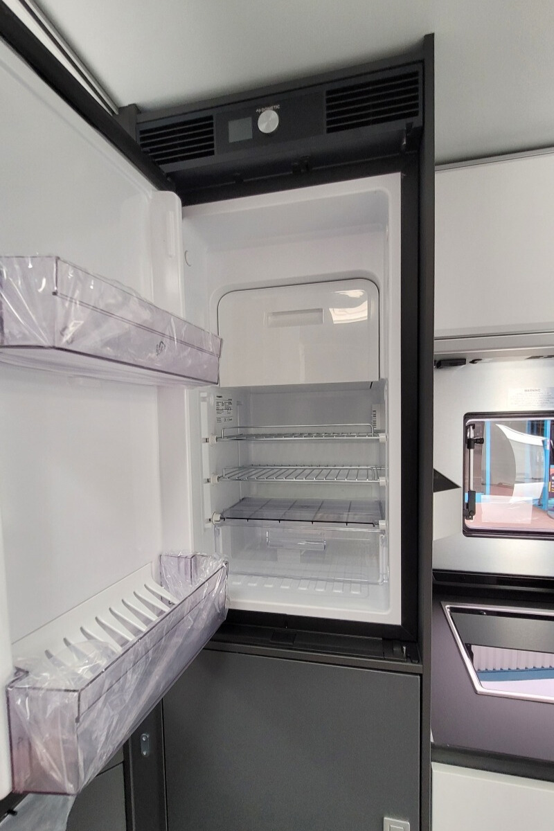 733302 27 Adria CompactMaxDL S9058201