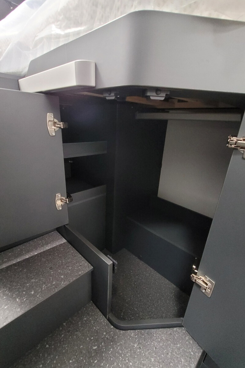 733302 30 Adria CompactMaxDL S9058201