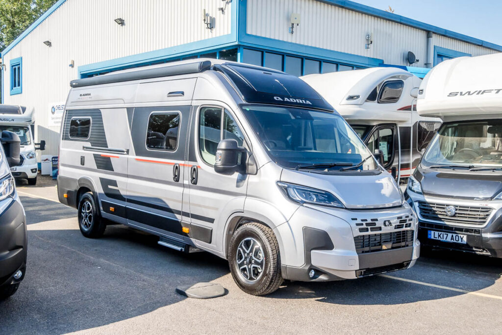 737206 02 2025 Adria TwinSports640SLB ZFA250003SMB12016