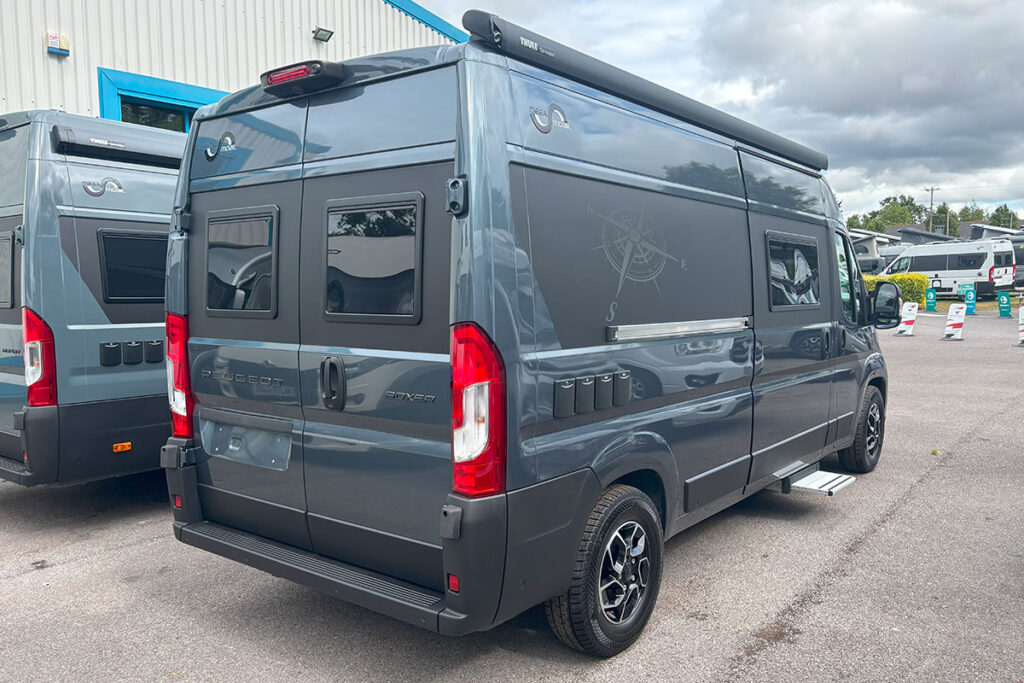 757F56 02 2025 Mega Mobil Classic 600 Hubbert 