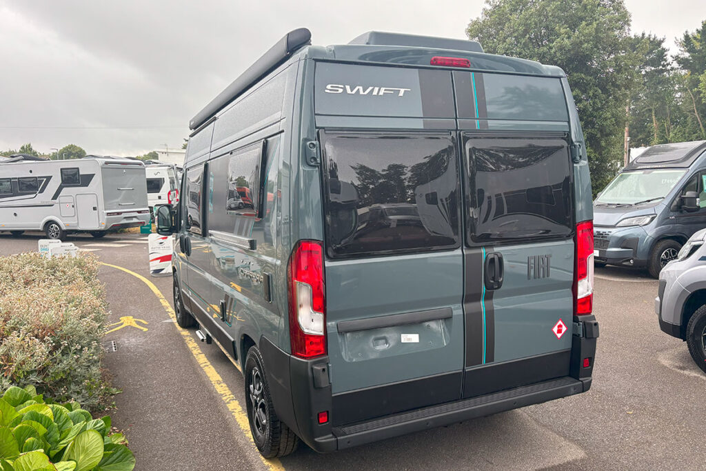 75958A 02 2025 Swift Carrera 122 