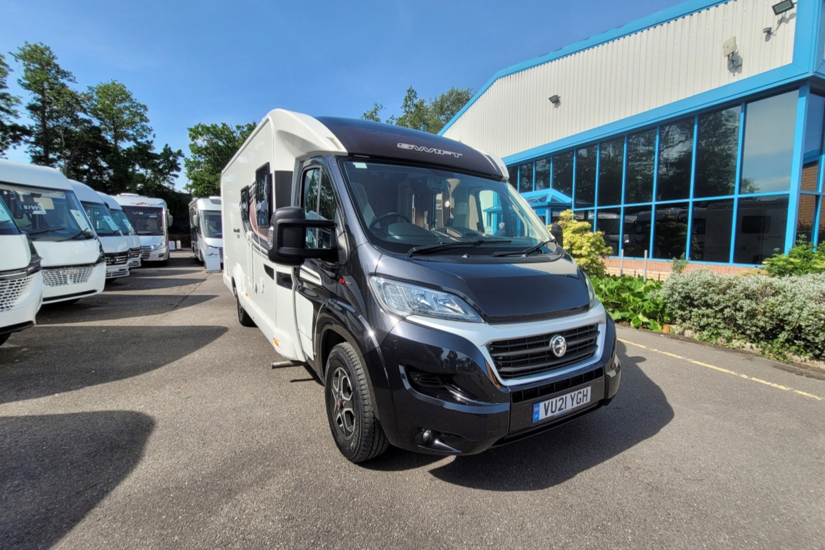 781F72 01 Swift KontikiSport584 VU21YGH