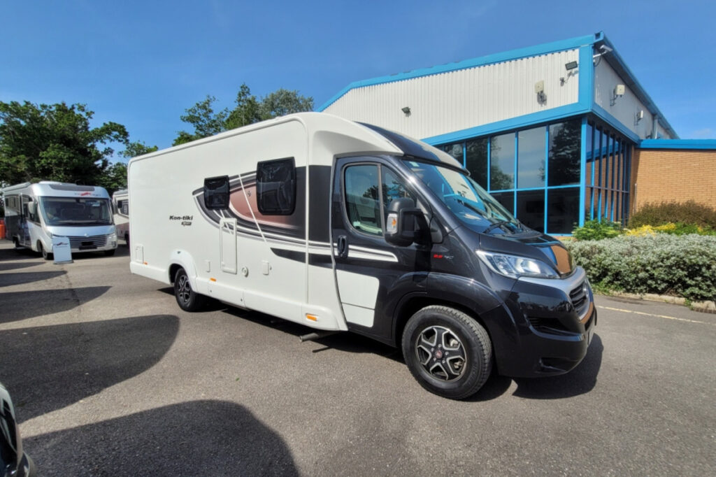 781F72 02 Swift KontikiSport584 VU21YGH