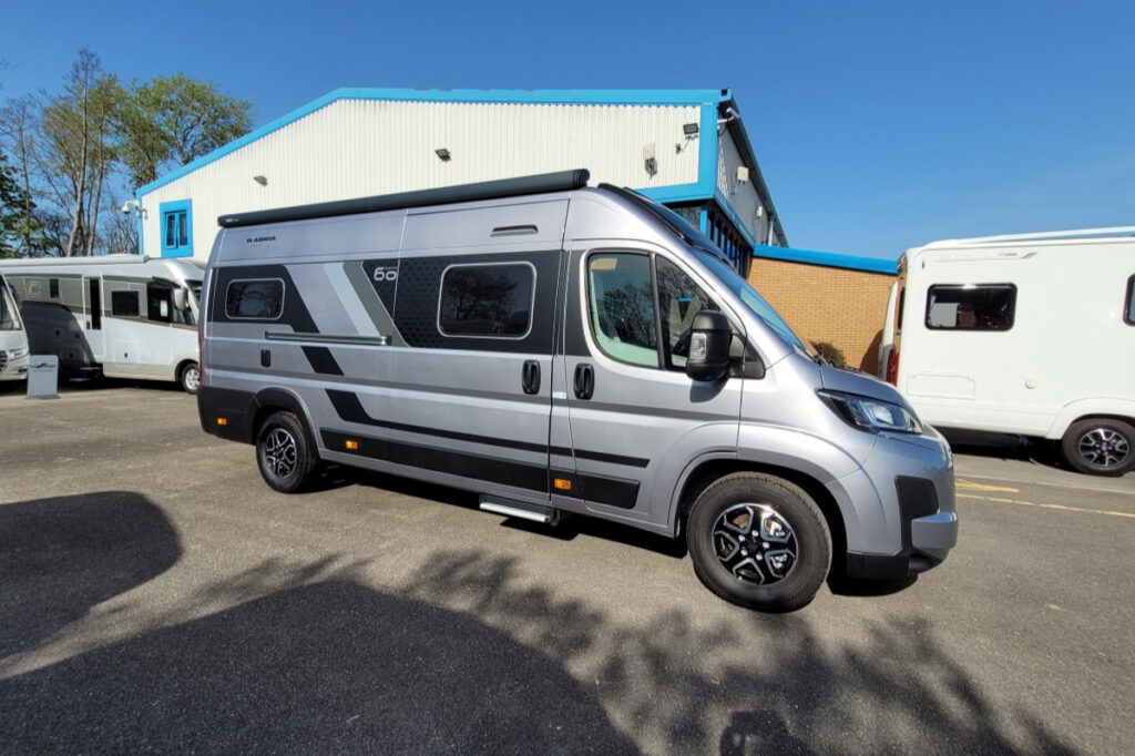 29313BA 03 Adria Twin640SGX 60thAnniversary SMC19584