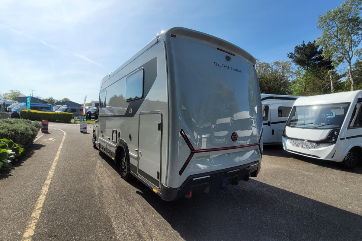 7596DA 05 Burstner SignatureSFT7.5 SMC22938