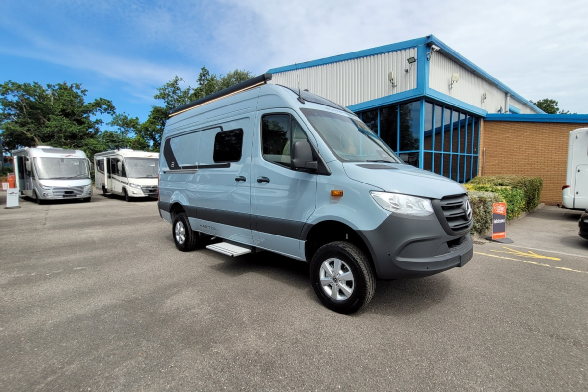 75972A 02 Burstner HabitonHMX6.0 TP871513