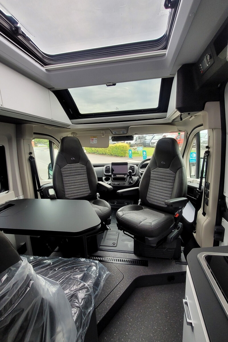 762EDE 15 Adria TwinSupreme640SLB SMB57522